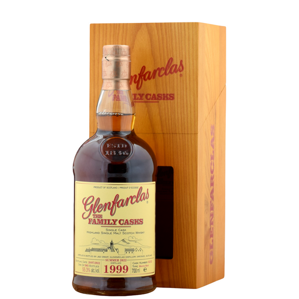 Glenfarclas 'Family Cask' 1999 / 2022 #5212 55.3%